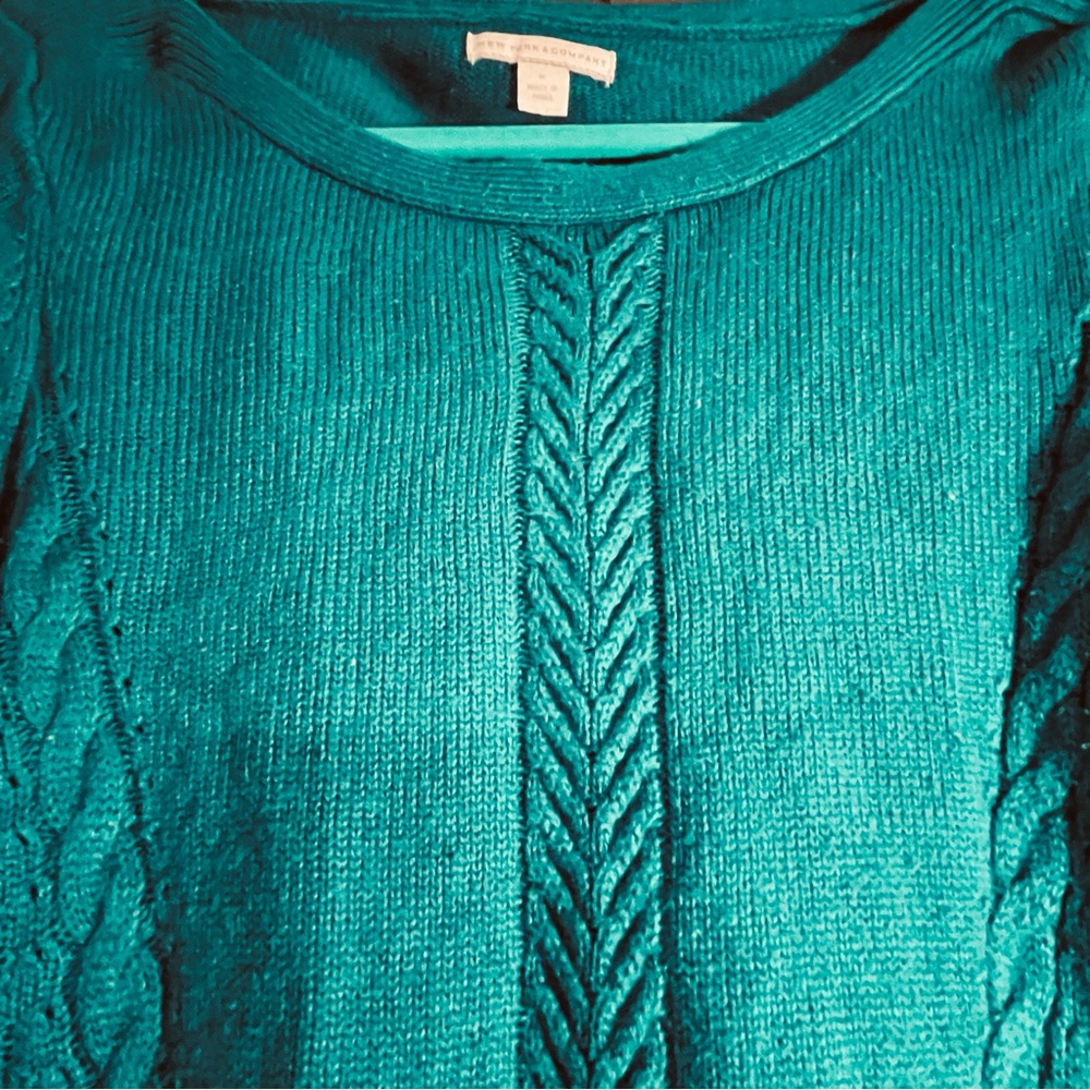 💅🏾New York Company Cable Knit Sweater⭐️